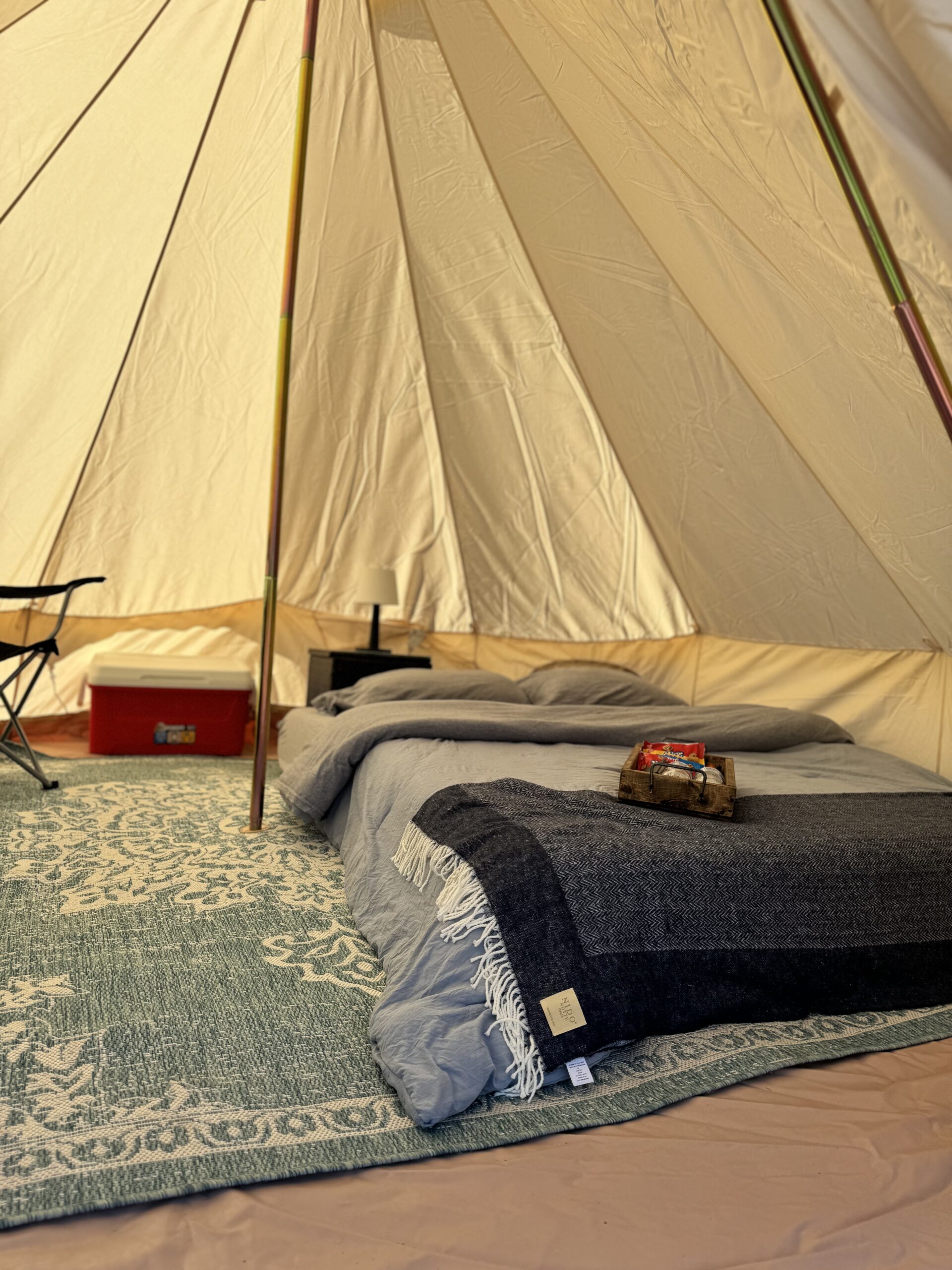 Bell canvas tent