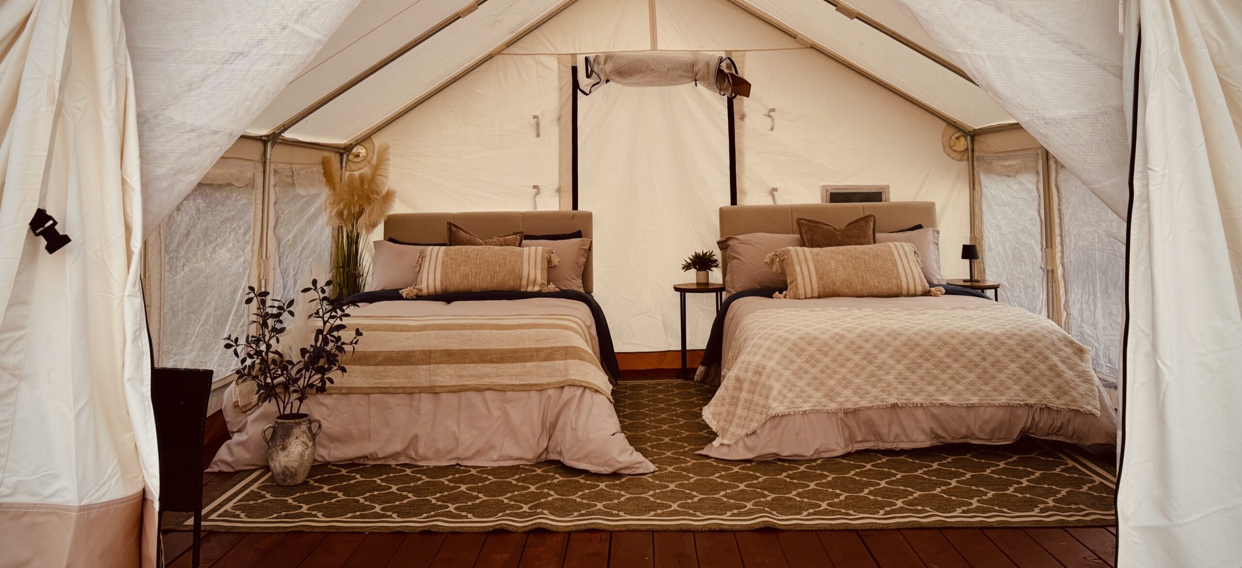 Sunrise Safari Tent - Vegas Glamping - Las Vegas